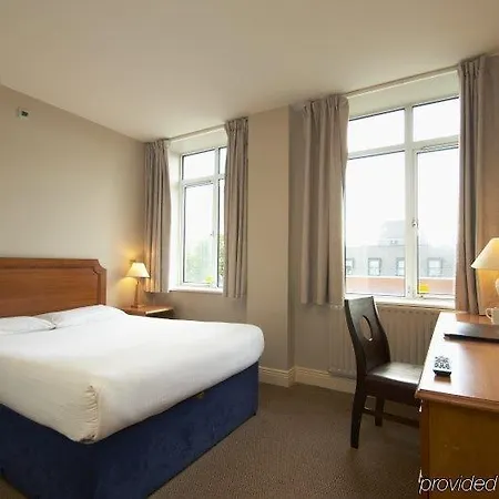 Travelodge Rathmines 3*