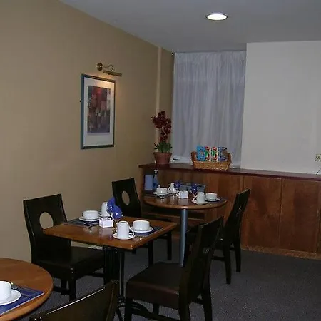 Travelodge Rathmines 호텔