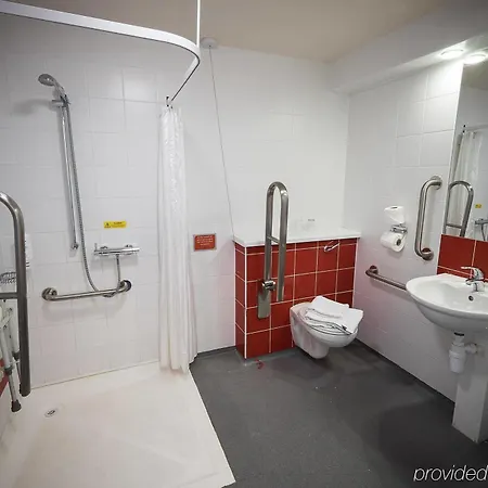 호텔 Travelodge Rathmines 3*