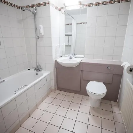 Travelodge Rathmines Hotel 3*