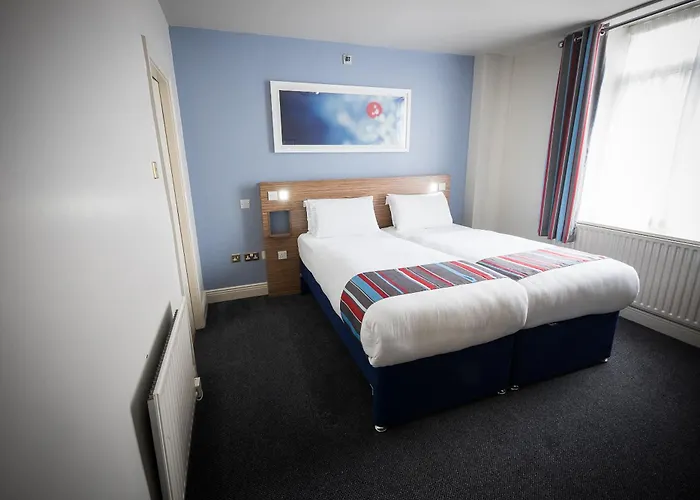 Travelodge Rathmines Hotel 3*