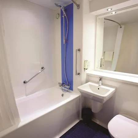 Travelodge Rathmines 3*