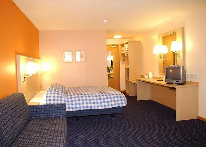 Travelodge Rathmines 3*